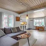 Amazing In With View Holiday home