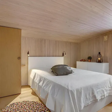 Ferienhaus Amazing In With View